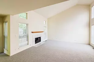 17080 W Cunningham Ct, Libertyville, IL 60048 - Photo 9