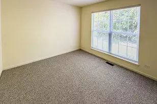 17080 W Cunningham Ct, Libertyville, IL 60048 - Photo 13