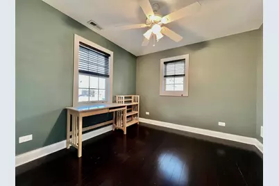 9210 S Trumbull Avenue, Evergreen Park, IL 60805 - Photo 19