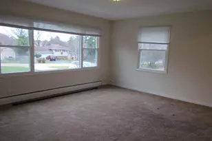 28W625 Lester St, West Chicago, IL 60185 - Photo 13