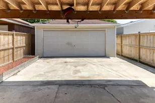 10505 S Ave F, Chicago, IL 60617 - Photo 31