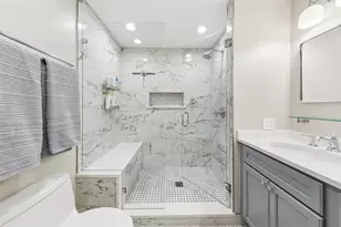 2555 N Southport Ave, Chicago, IL 60614 - Photo 15