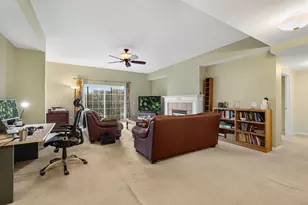 400 Mcdaniels Cir, Clarendon Hills, IL 60514 - Photo 15