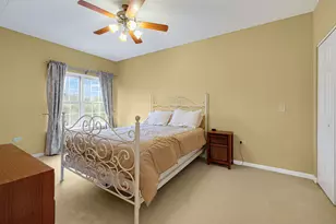 400 Mcdaniels Cir, Clarendon Hills, IL 60514 - Photo 17
