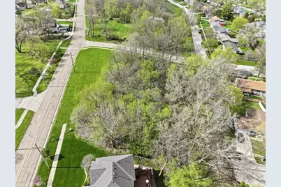 1009 S 9th Avenue, Saint Charles, IL 60174 - Photo 5