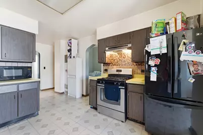 3820 W George Street, Chicago, IL 60618 - Photo 7