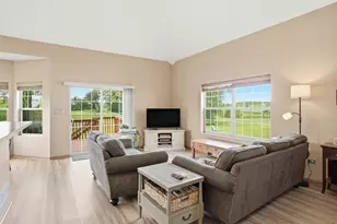 246 Sunset Blvd, Beecher, IL 60401 - Photo 3