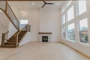1009 S 9th Ave, Saint Charles, IL 60174 - Photo 11