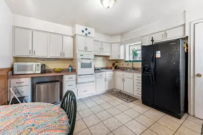 2001 Plainfield Drive, Des Plaines, IL 60018 - Photo 11