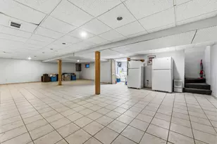 2001 Plainfield Dr, Des Plaines, IL 60018 - Photo 23