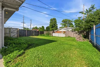 2001 Plainfield Drive, Des Plaines, IL 60018 - Photo 29