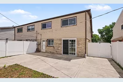 9120 Hollyberry Avenue, Des Plaines, IL 60016 - Photo 3