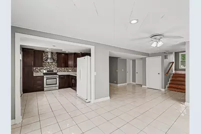 9120 Hollyberry Avenue, Des Plaines, IL 60016 - Photo 9