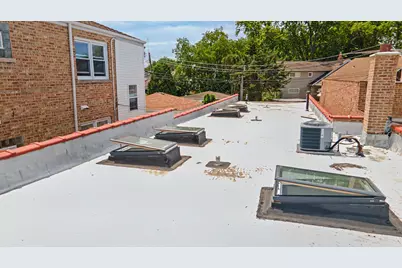 5778 N Elston Avenue, Chicago, IL 60646 - Photo 29