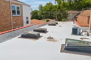 5778 N Elston Ave, Chicago, IL 60646 - Photo 29