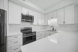 5778 N Elston Ave, Chicago, IL 60646 - Photo 9