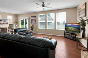 692 Canton Ct, Oswego, IL 60543 - Photo 7