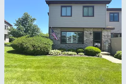 410 Circlegate Road #410, New Lenox, IL 60451 - Photo 1