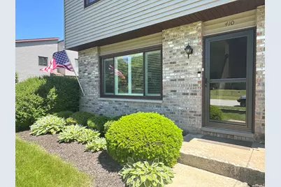 410 Circlegate Road #410, New Lenox, IL 60451 - Photo 3