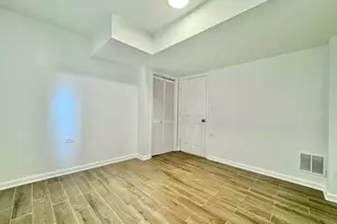 6115 N Claremont Ave, Chicago, IL 60659 - Photo 11