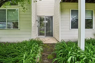 2992 Waters Edge Cir, Aurora, IL 60504 - Photo 31