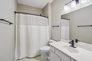 2992 Waters Edge Cir, Aurora, IL 60504 - Photo 29