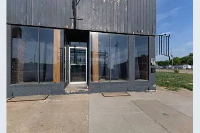 110 N 2nd Street, Clinton, IA 52732 - Photo 3