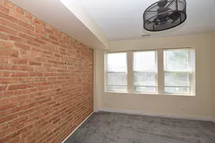 2840 W Glenlake Ave, Chicago, IL 60659 - Photo 11