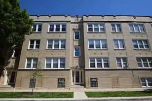 2840 W Glenlake Ave, Chicago, IL 60659 - Photo 1