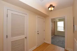 2840 W Glenlake Ave, Chicago, IL 60659 - Photo 9