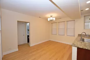 2840 W Glenlake Ave, Chicago, IL 60659 - Photo 15