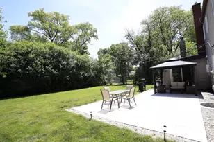 121 Pine St, Deerfield, IL 60015 - Photo 47