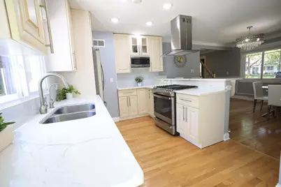 121 Pine Street, Deerfield, IL 60015 - Photo 13