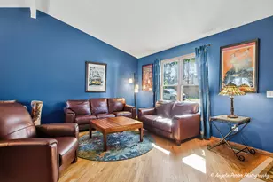 12 Sunshine Ave, Third Lake, IL 60030 - Photo 3