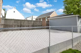 3621 S Winchester Ave, Chicago, IL 60609 - Photo 13