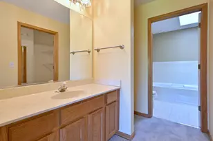 6069 River Bend Dr, Lisle, IL 60532 - Photo 25