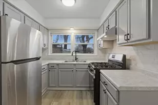8917 S Cottage Grove Ave, Chicago, IL 60619 - Photo 5