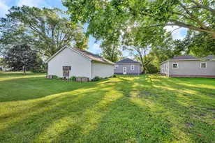 1414 Walnut St, Streator, IL 61364 - Photo 25