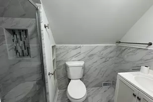 11333 S Edbrooke Ave, Chicago, IL 60628 - Photo 15