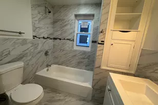 11333 S Edbrooke Ave, Chicago, IL 60628 - Photo 9