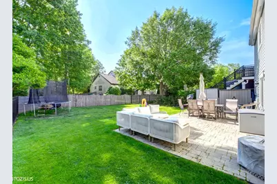 447 Ferndale Court, Buffalo Grove, IL 60089 - Photo 15