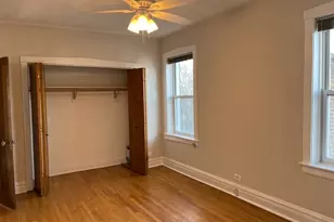 7067 N Ridge Blvd, Chicago, IL 60645 - Photo 15