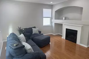 251 S Cornerstone Dr, Volo, IL 60020 - Photo 7