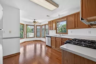 171 McLaren Dr N, Sycamore, IL 60178 - Photo 11