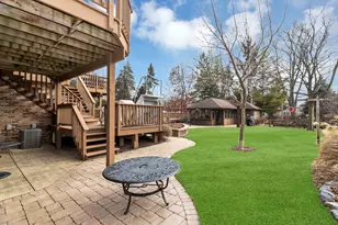 1415 W Hawthorne St, Arlington Heights, IL 60005 - Photo 9