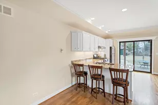1415 W Hawthorne St, Arlington Heights, IL 60005 - Photo 49