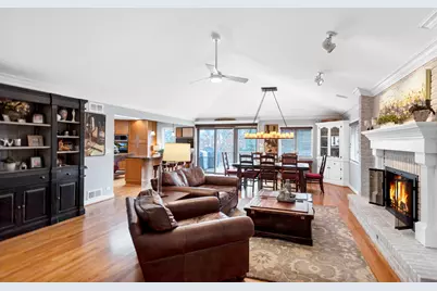 1415 W Hawthorne Street, Arlington Heights, IL 60005 - Photo 19