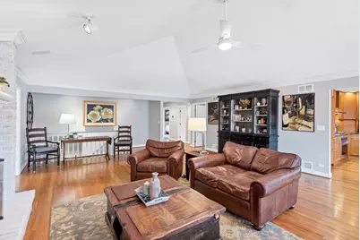1415 W Hawthorne Street, Arlington Heights, IL 60005 - Photo 21