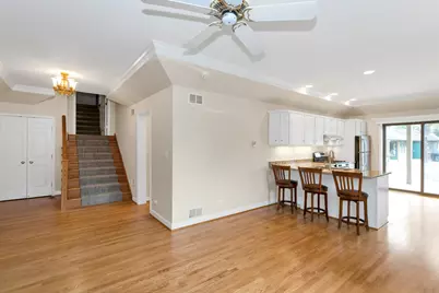 1415 W Hawthorne Street, Arlington Heights, IL 60005 - Photo 51