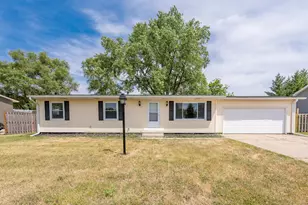 2212 Fairview Ln, McHenry, IL 60051 - Photo 1
